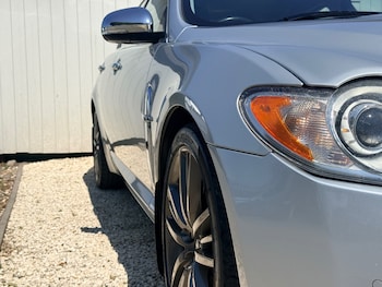 Used Jaguar XF 2009 for sale - 79140029: Photo