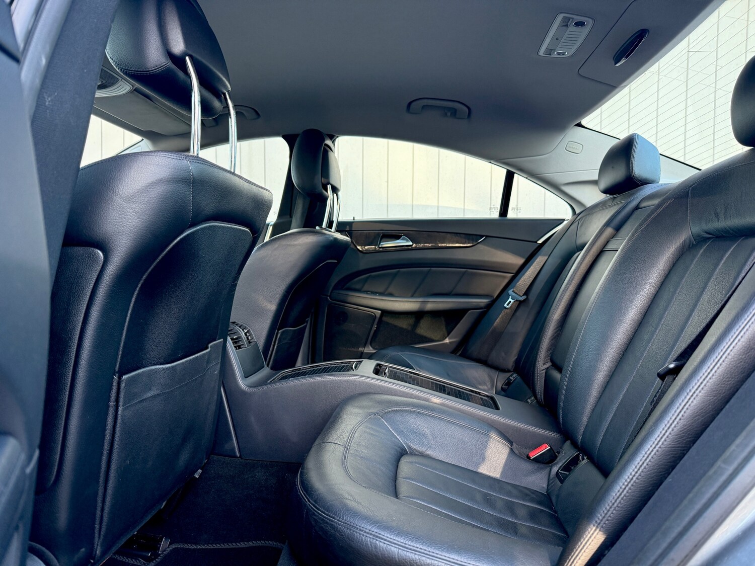 Used Mercedes-Benz CLS 2011 for sale - 76643261: Photo 23