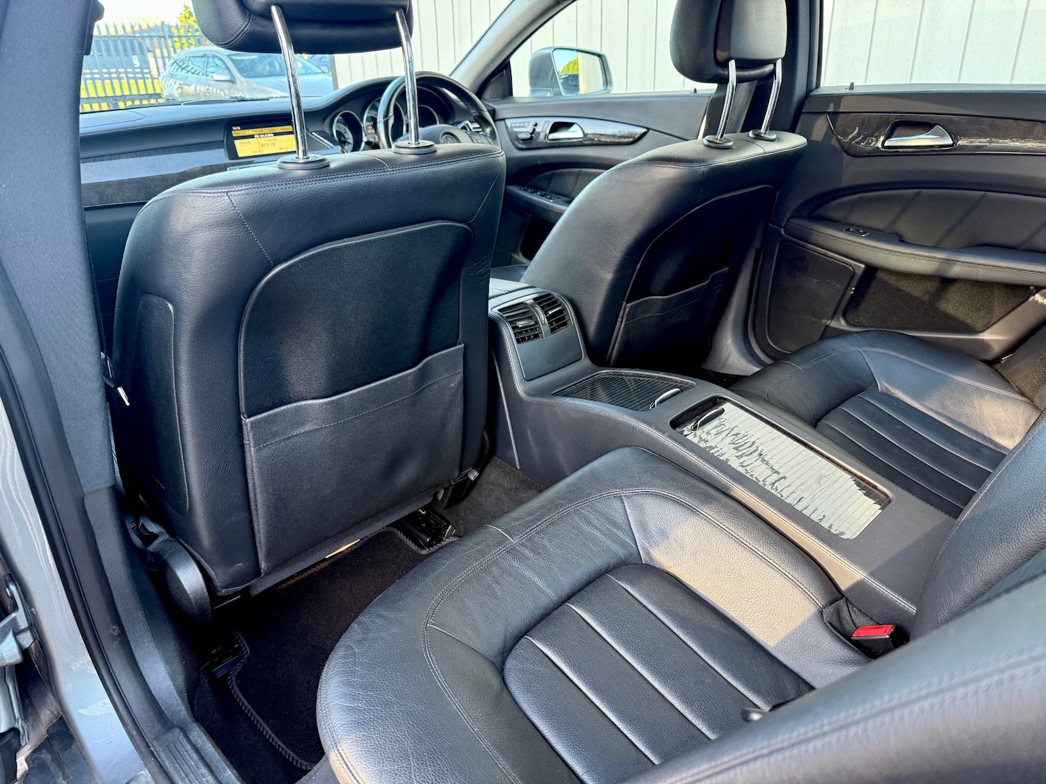 Used Mercedes-Benz CLS 2011 for sale - 76643261: Photo 24