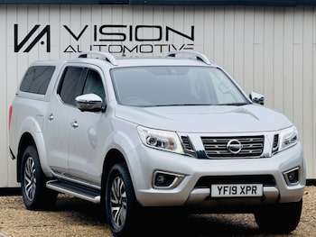 Nissan - Navara