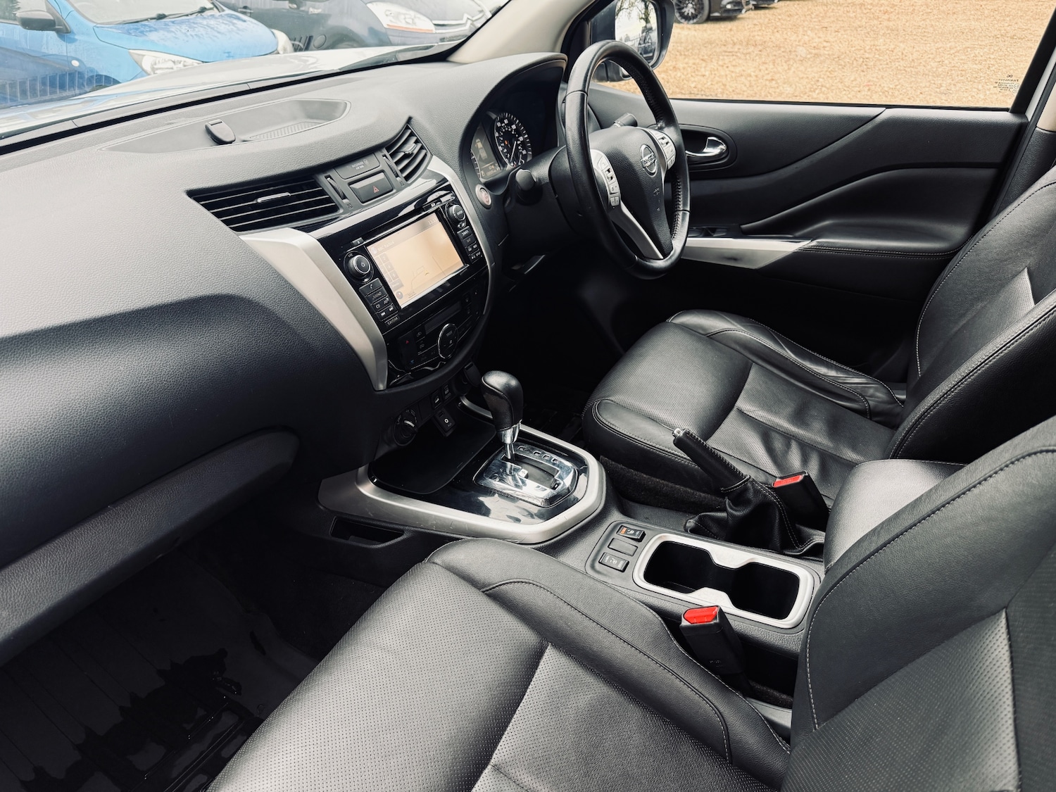 Used Nissan Navara 2019 for sale - 76713291: Photo 24