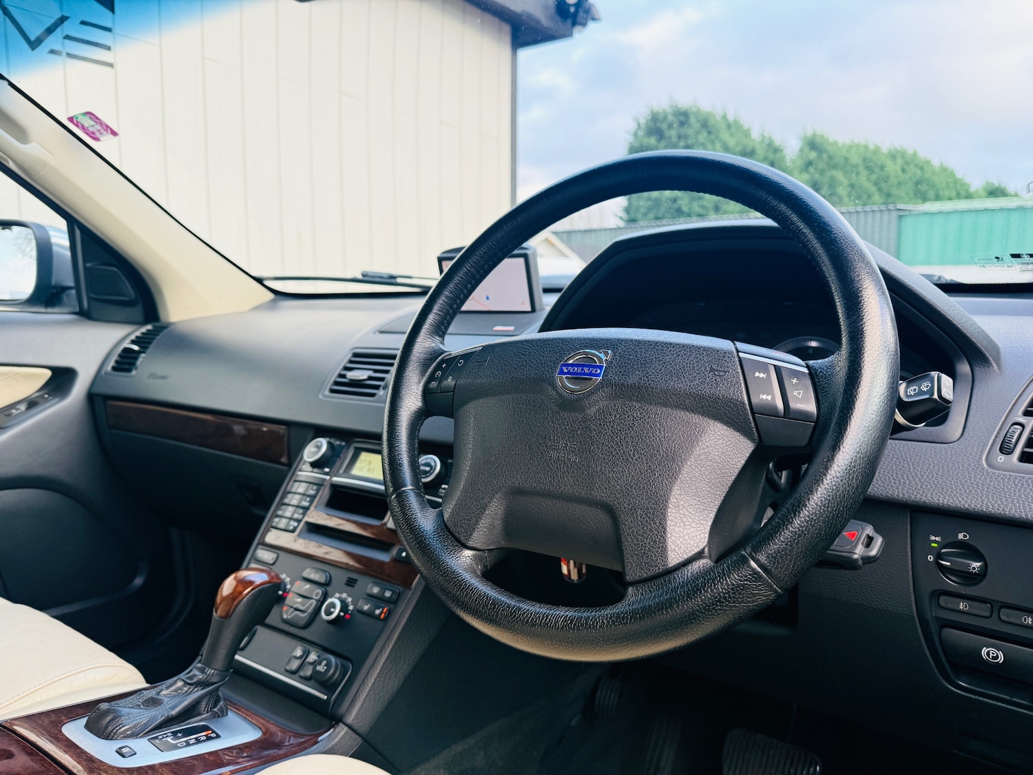 Used Volvo XC90 2006 for sale - 76847029: Photo 38