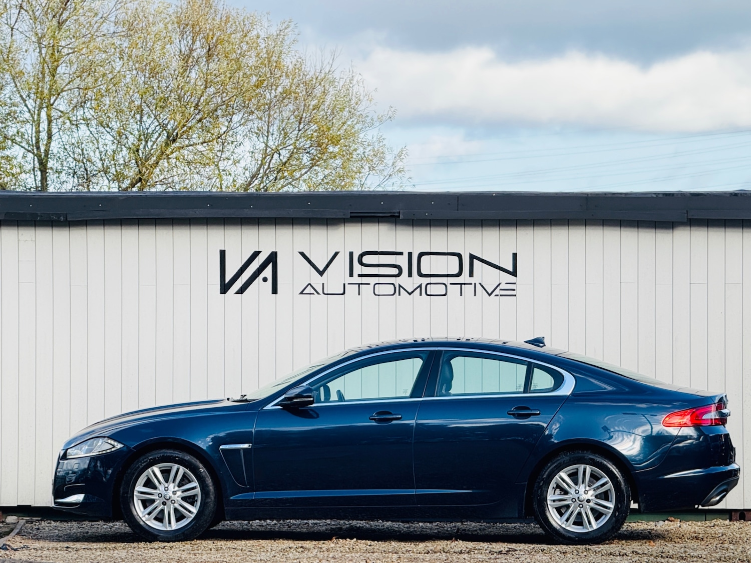 Used Jaguar XF 2013 for sale - 76662945: Photo 13