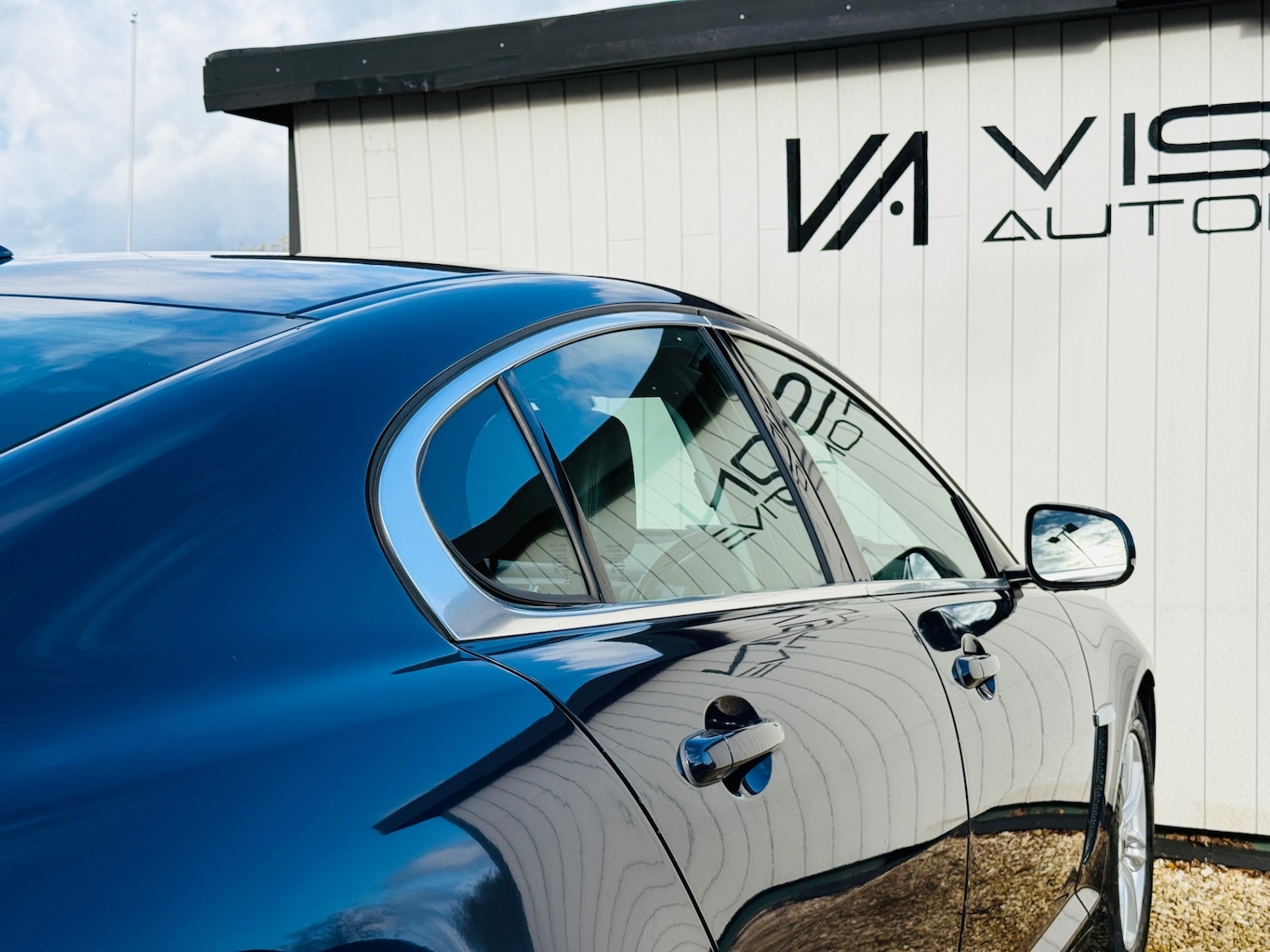 Used Jaguar XF 2013 for sale - 76662945: Photo 6