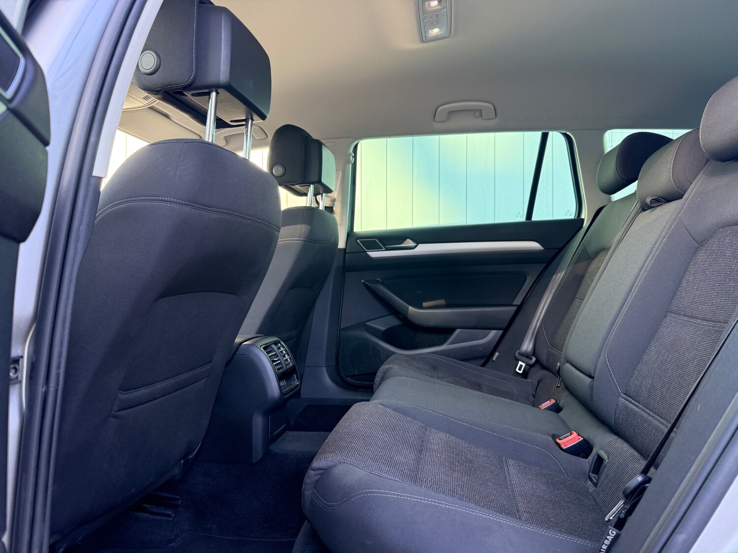 Used Volkswagen Passat 2015 for sale - 78013001: Photo 23