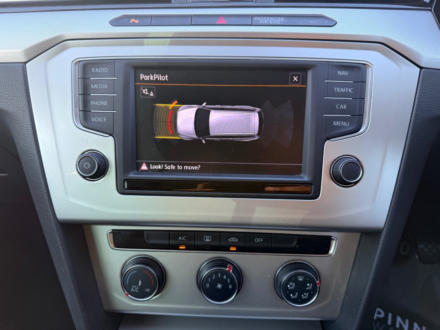 Used Volkswagen Passat 2015 for sale - 78013001: Photo 32