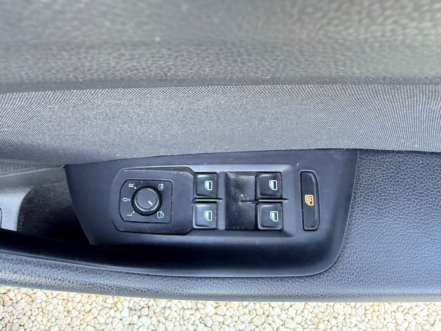 Used Volkswagen Passat 2015 for sale - 78013001: Photo 34