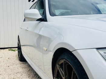 Used BMW 3 Series 2011 for sale - 79433743: Photo