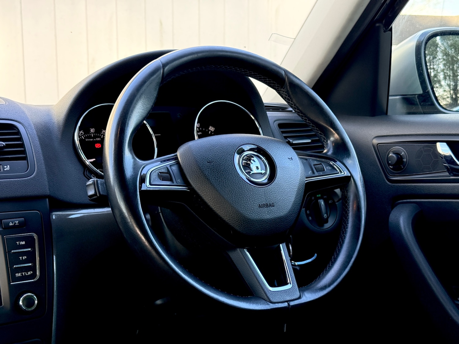 Used Skoda Yeti 2014 for sale - 77881368: Photo 33