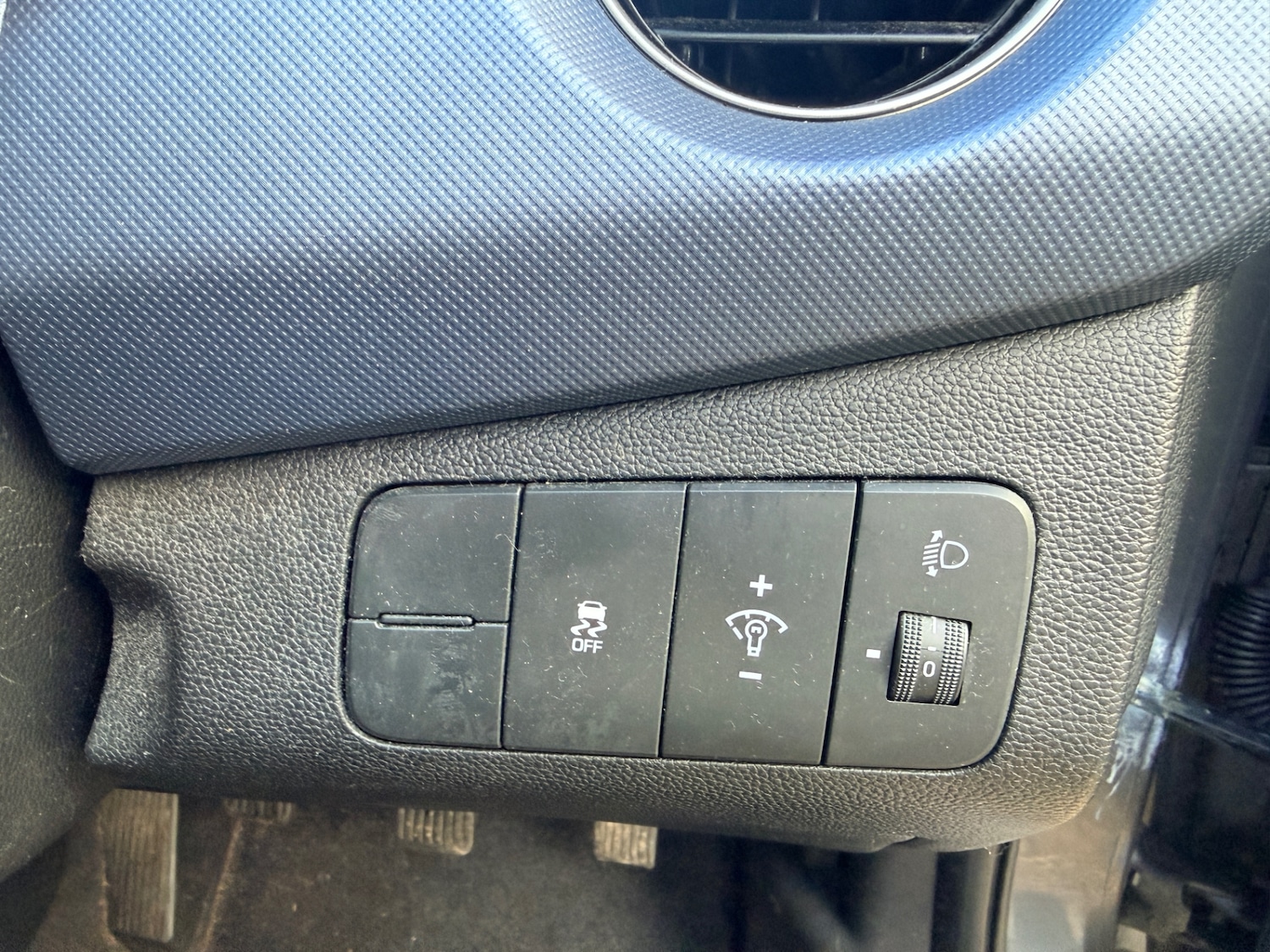 Used Hyundai i10 2014 for sale - 77189485: Photo 27