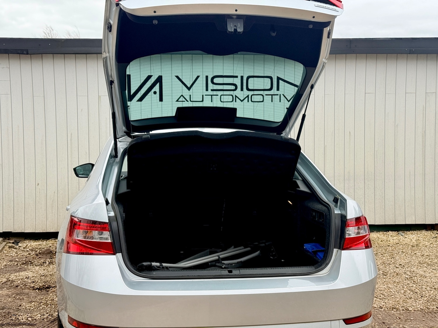 Used Skoda Superb 2016 for sale - 77595524: Photo 11