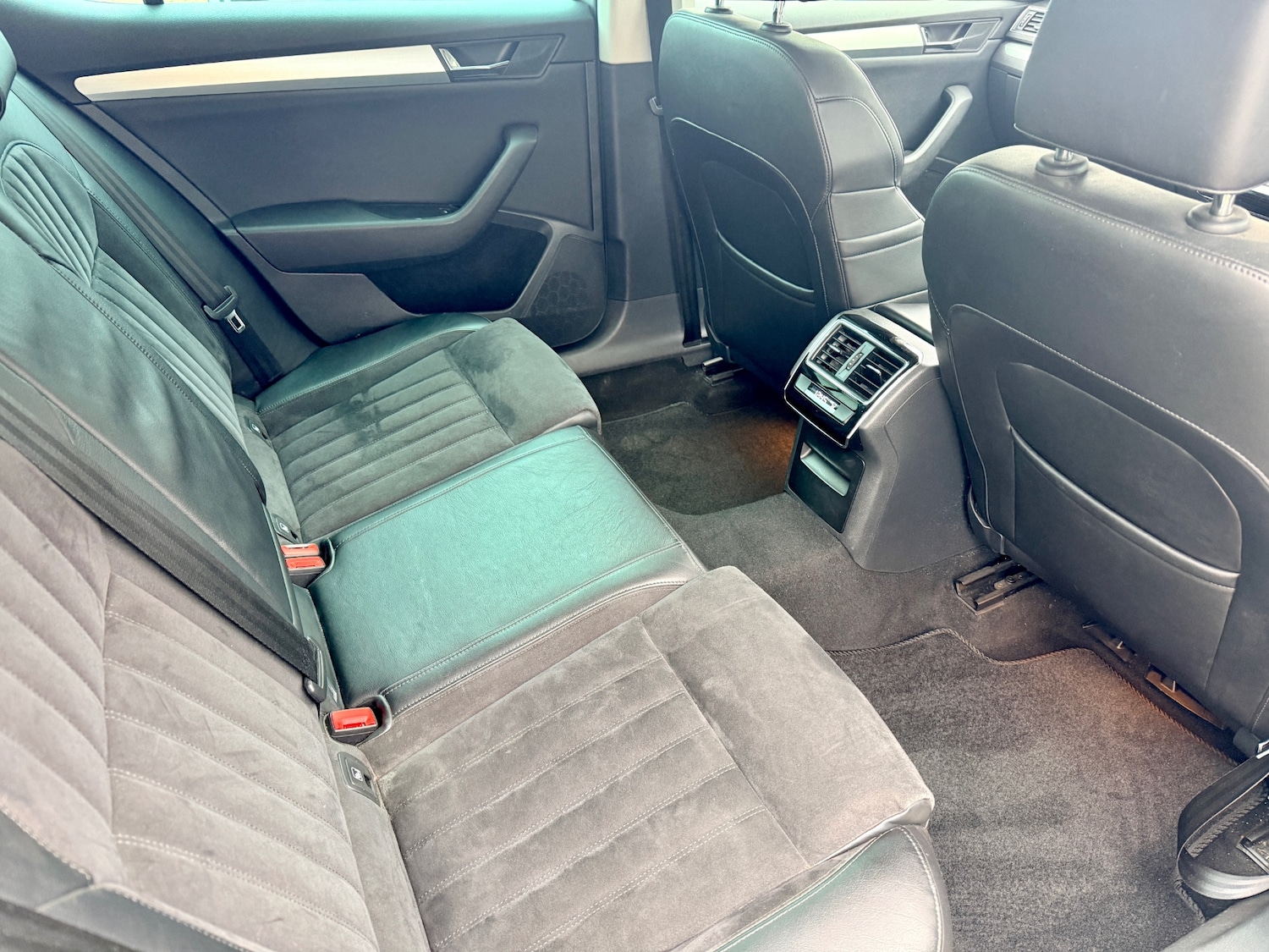 Used Skoda Superb 2016 for sale - 77595524: Photo 28