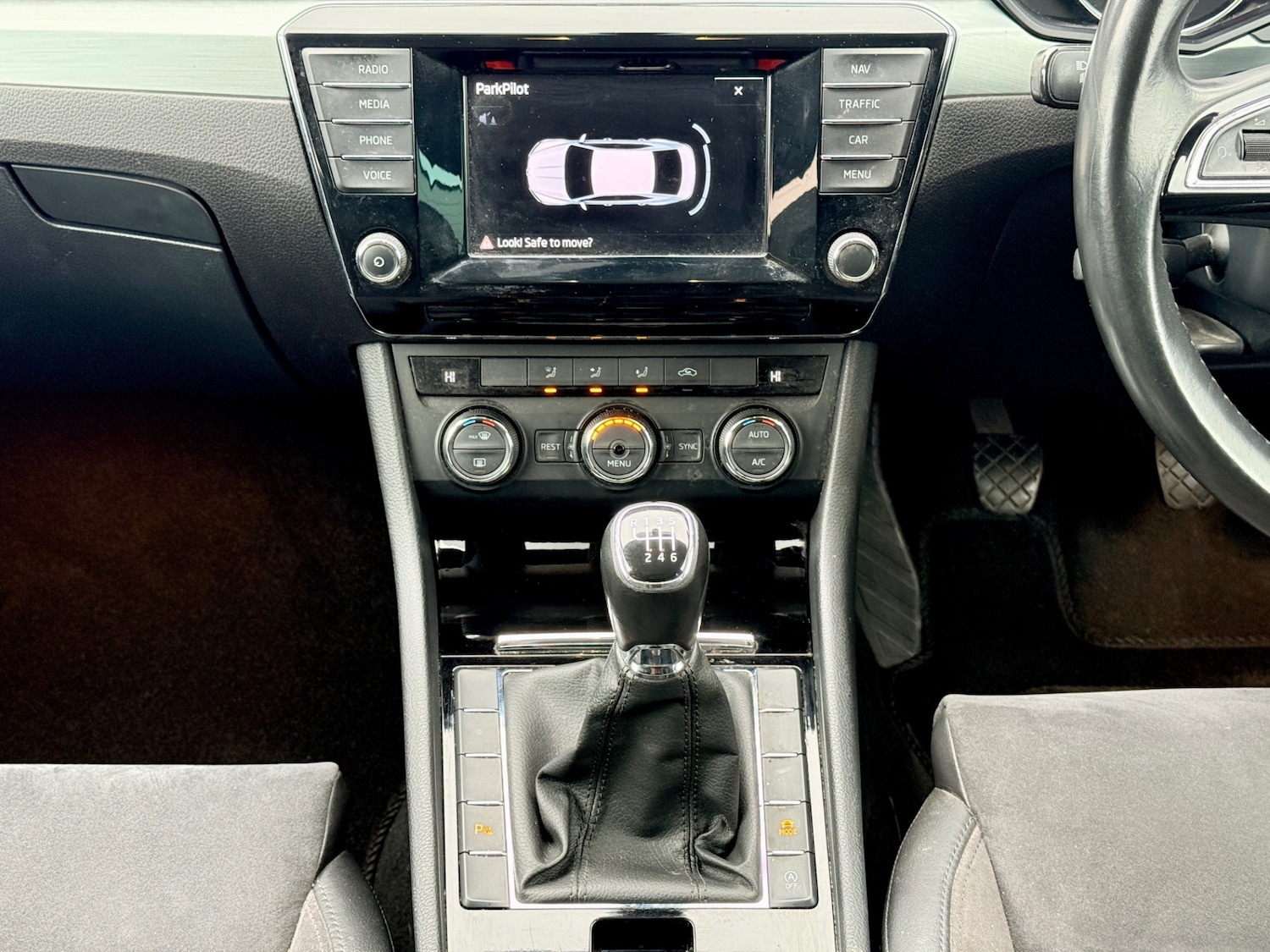 Used Skoda Superb 2016 for sale - 77595524: Photo 39