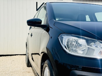 Used Volkswagen up! 2017 for sale - 78224097: Photo