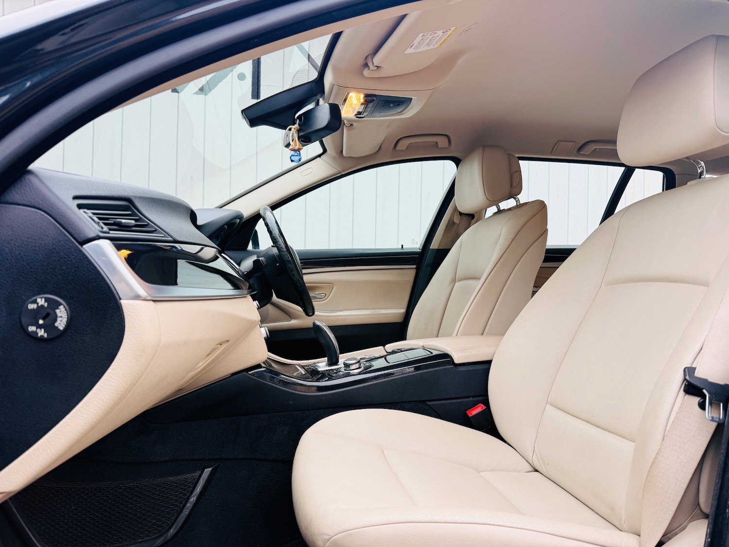 Used BMW 5 Series 2010 for sale - 77058707: Photo 35