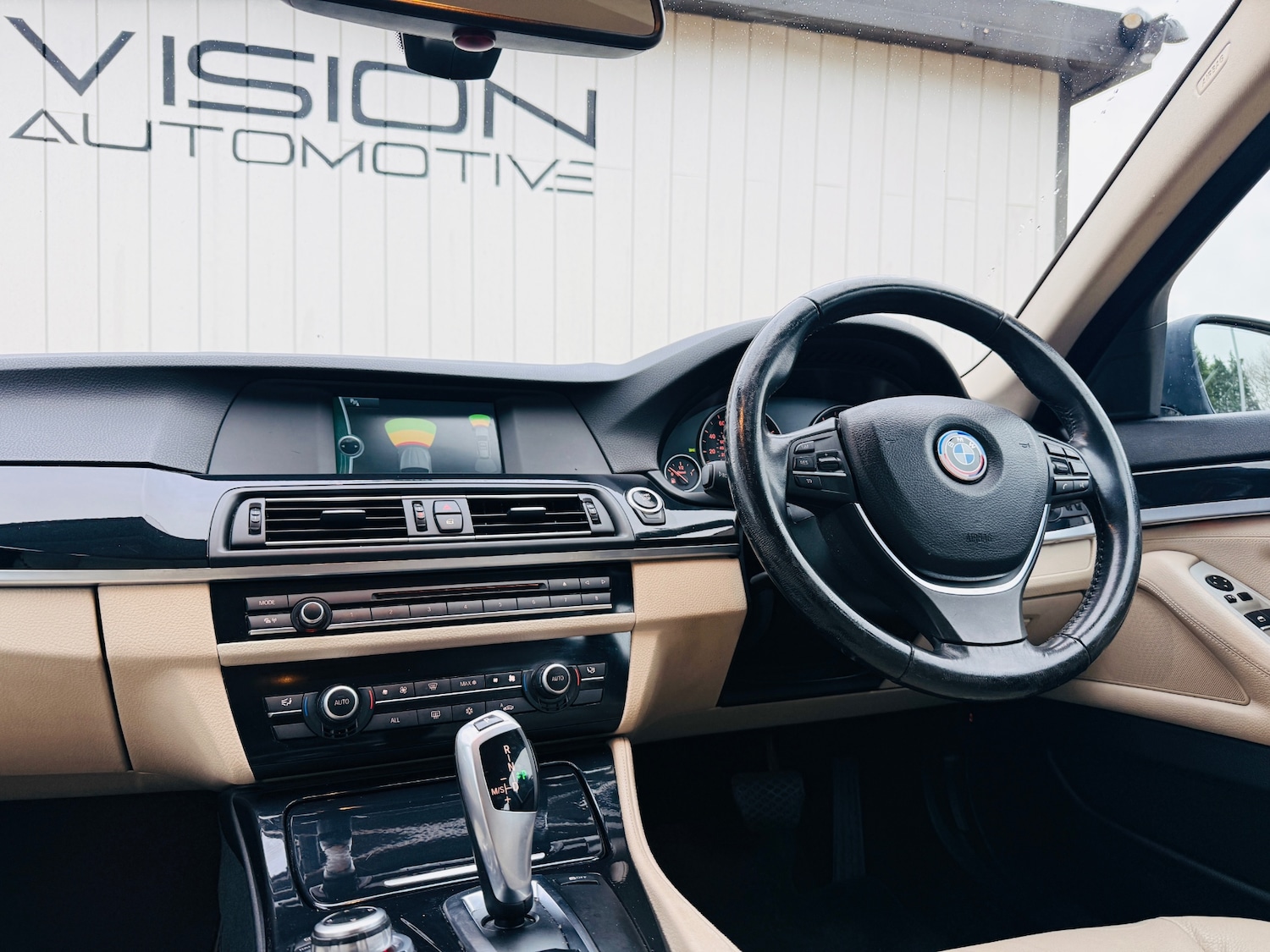 Used BMW 5 Series 2010 for sale - 77058707: Photo 36