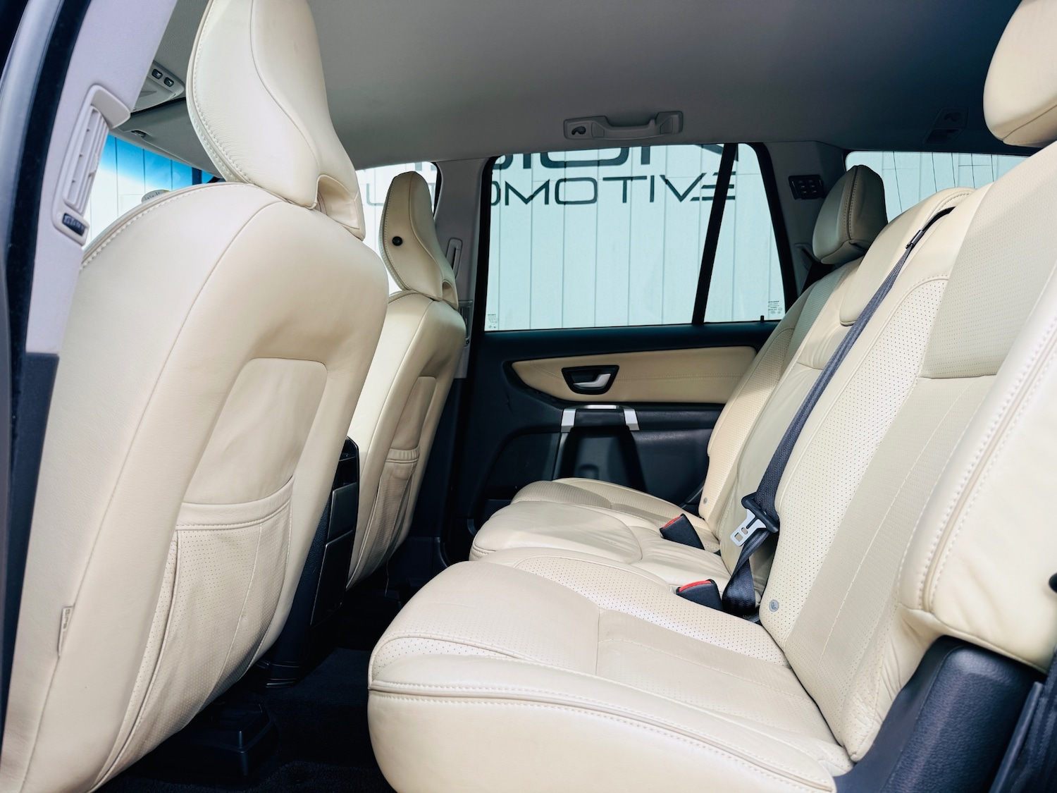 Used Volvo XC90 2010 for sale - 78011714: Photo 28