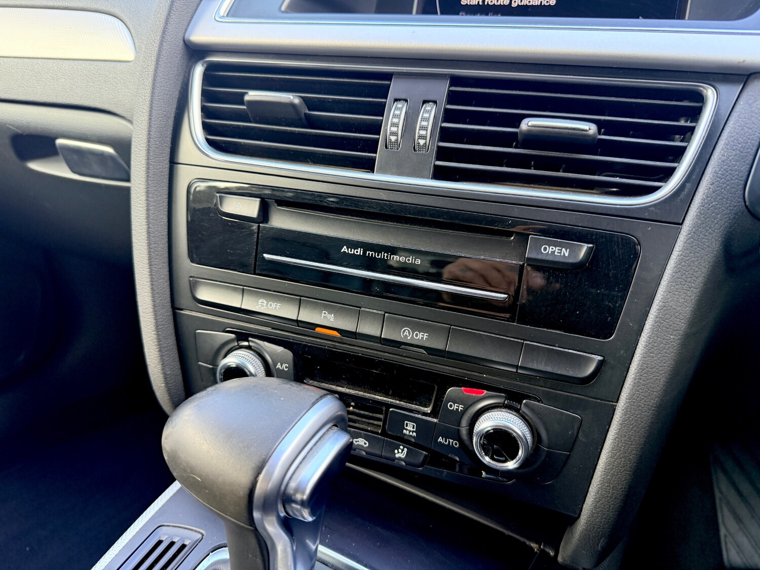 Used Audi A4 2015 for sale - 78077658: Photo 35