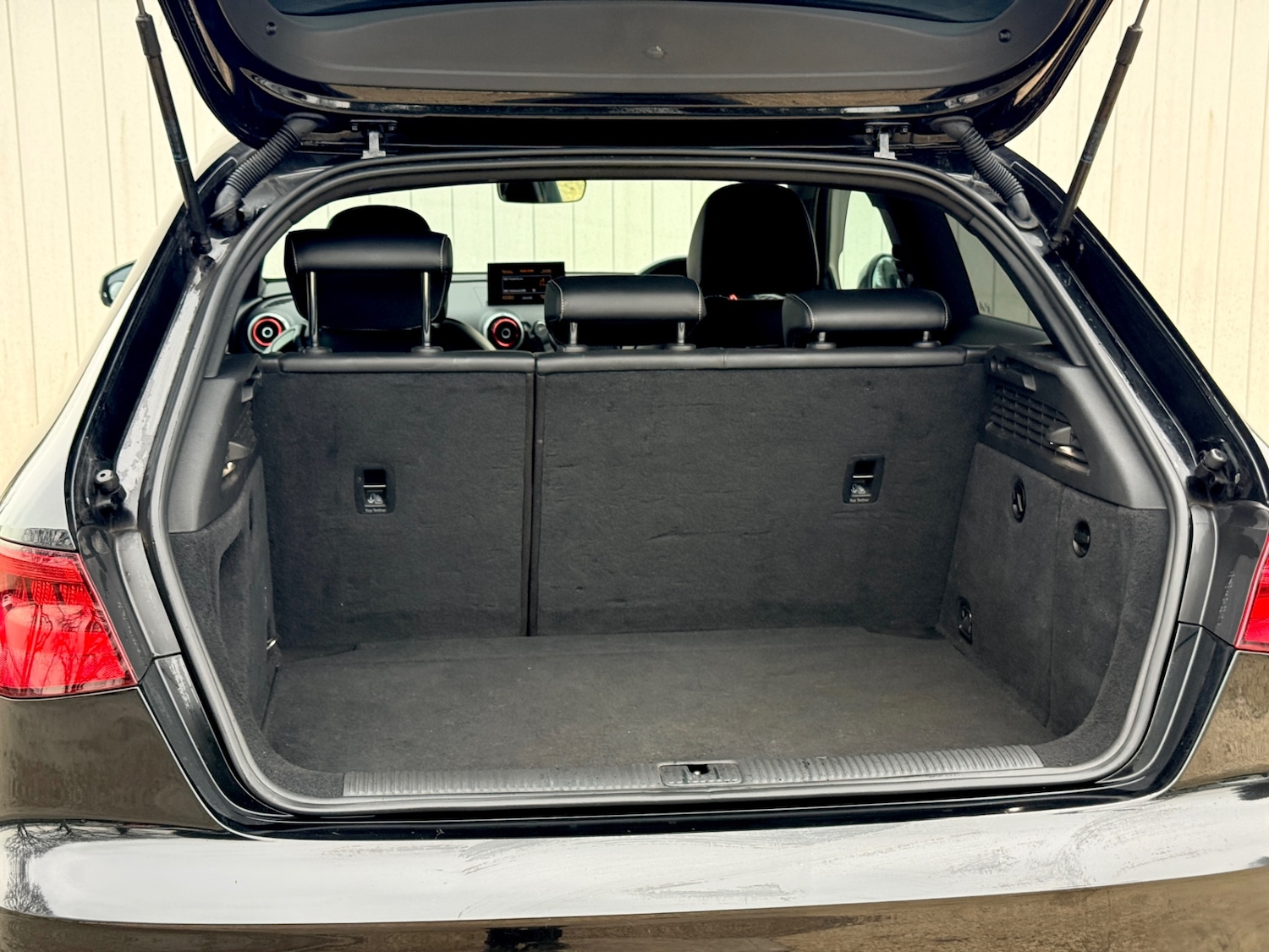 Used Audi A3 2015 for sale - 77789757: Photo 14