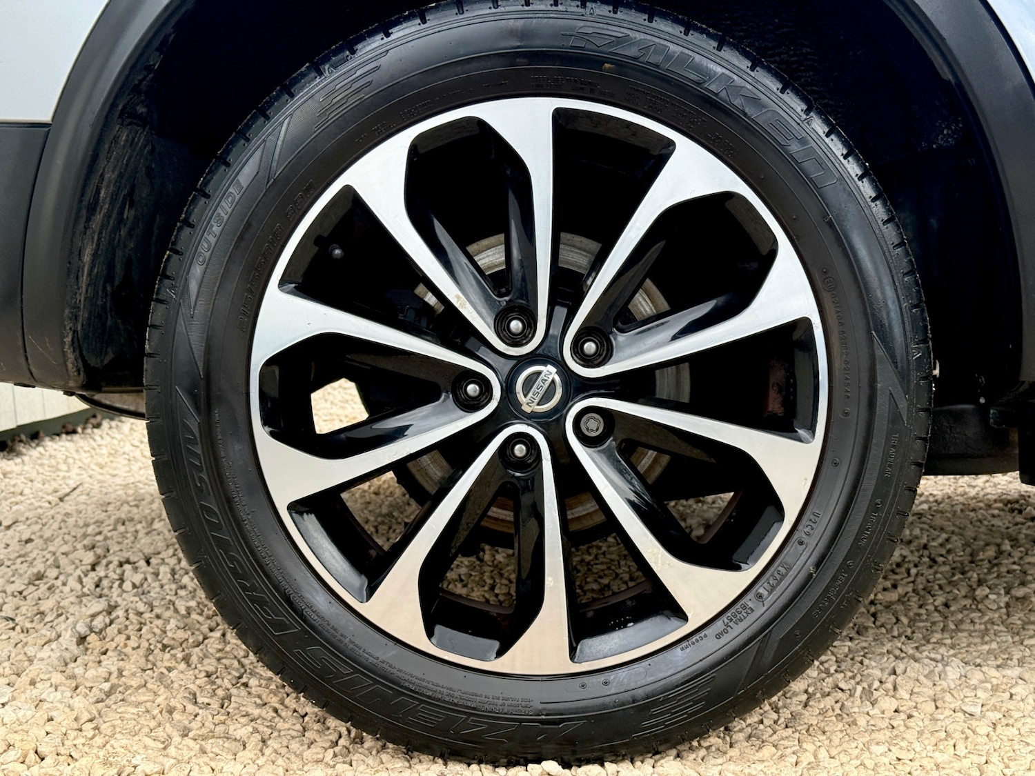 Used Nissan Qashqai 2013 for sale - 77676570: Photo 23