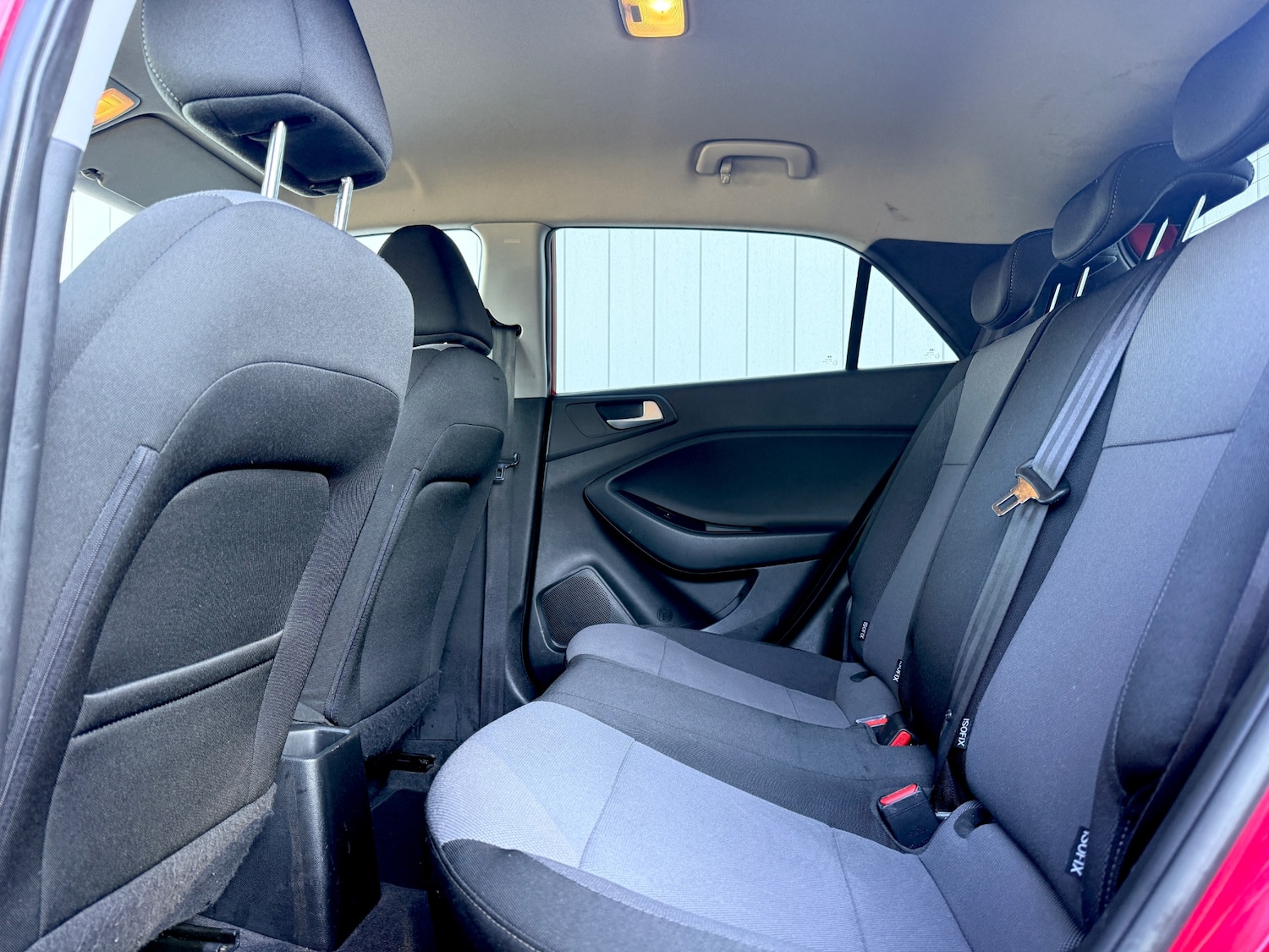 Used Hyundai i20 2016 for sale - 77568246: Photo 29