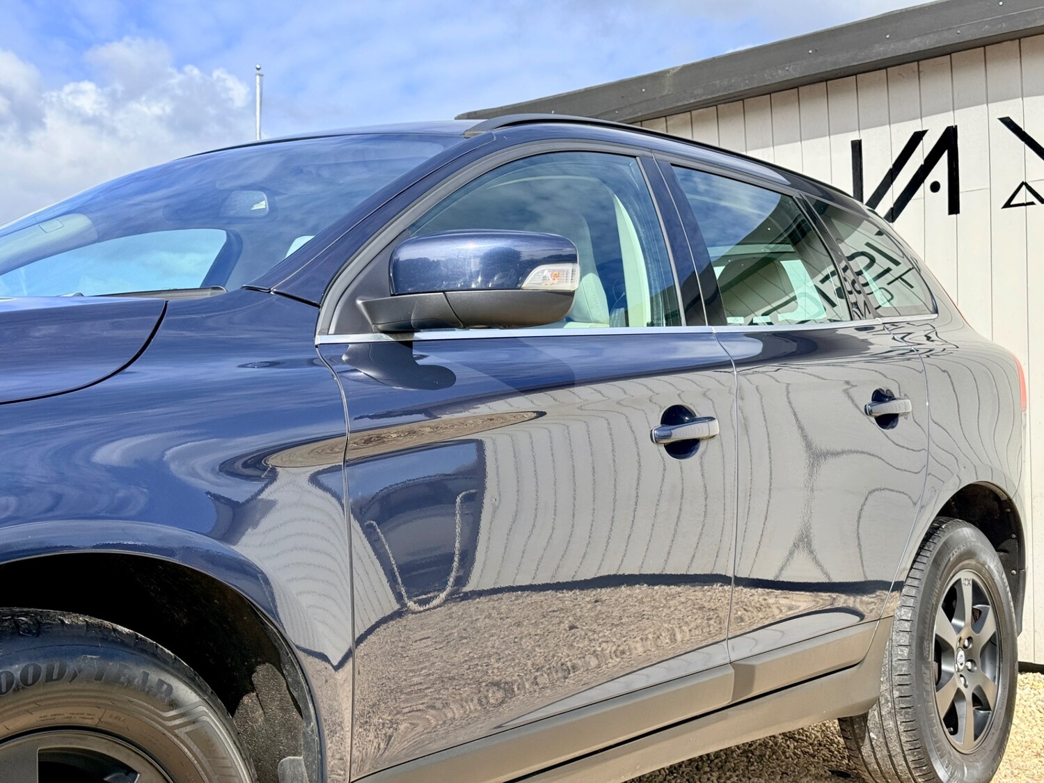 Used Volvo XC60 2012 for sale - 78028186: Photo 17