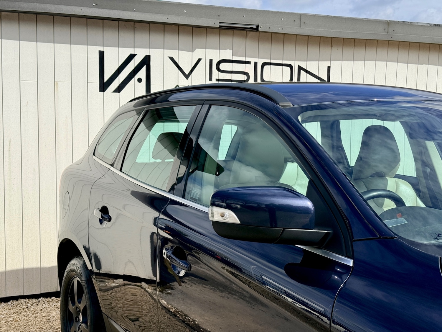 Used Volvo XC60 2012 for sale - 78028186: Photo 3