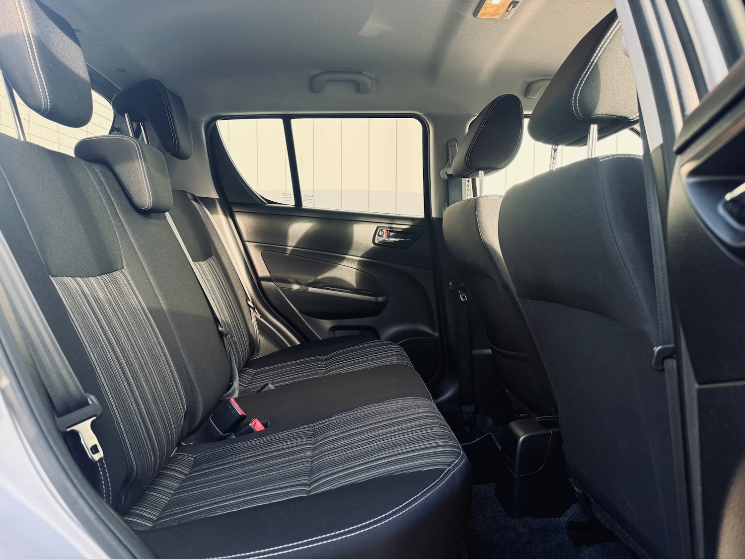 Used Suzuki Swift 2016 for sale - 76911418: Photo 24