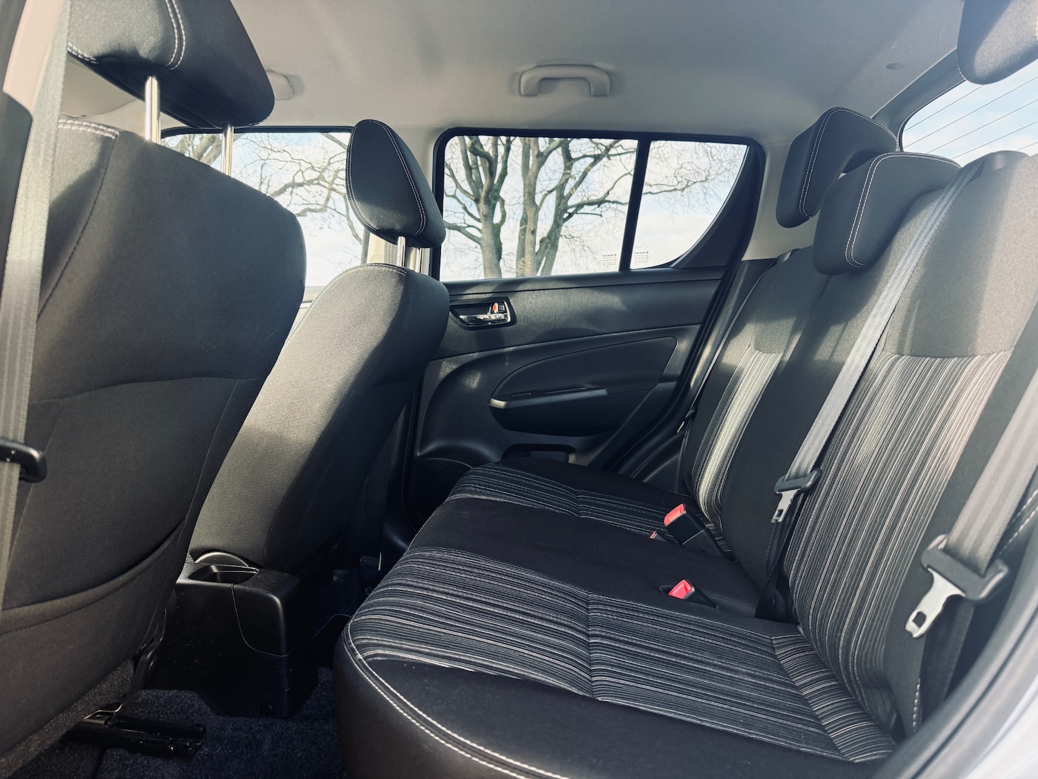 Used Suzuki Swift 2016 for sale - 76911418: Photo 27