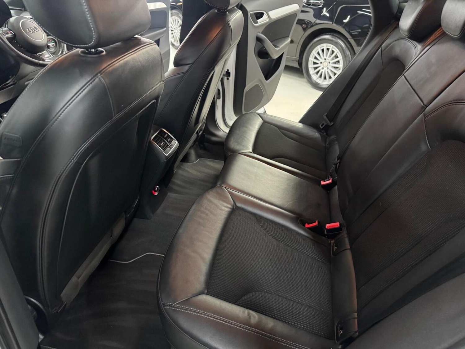 Used Audi Q3 2014 for sale - 78031574: Photo 17