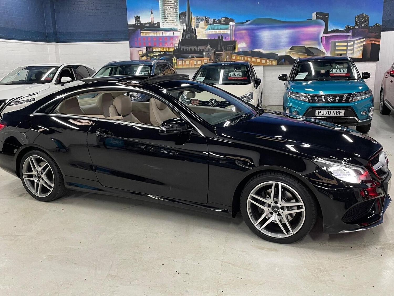 Used Mercedes-Benz E Class 2014 for sale - 77668505: Photo 2