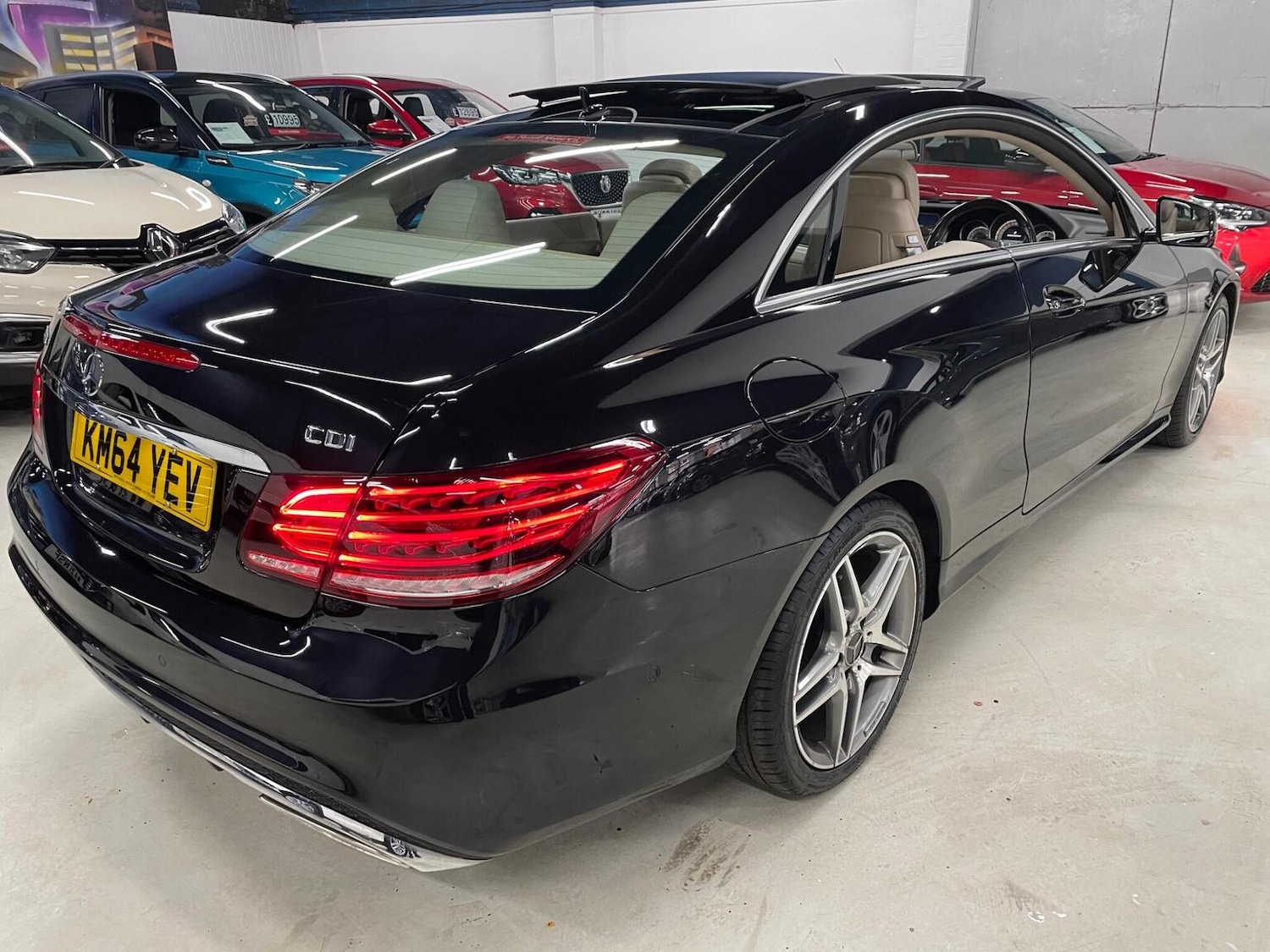 Used Mercedes-Benz E Class 2014 for sale - 77668505: Photo 5