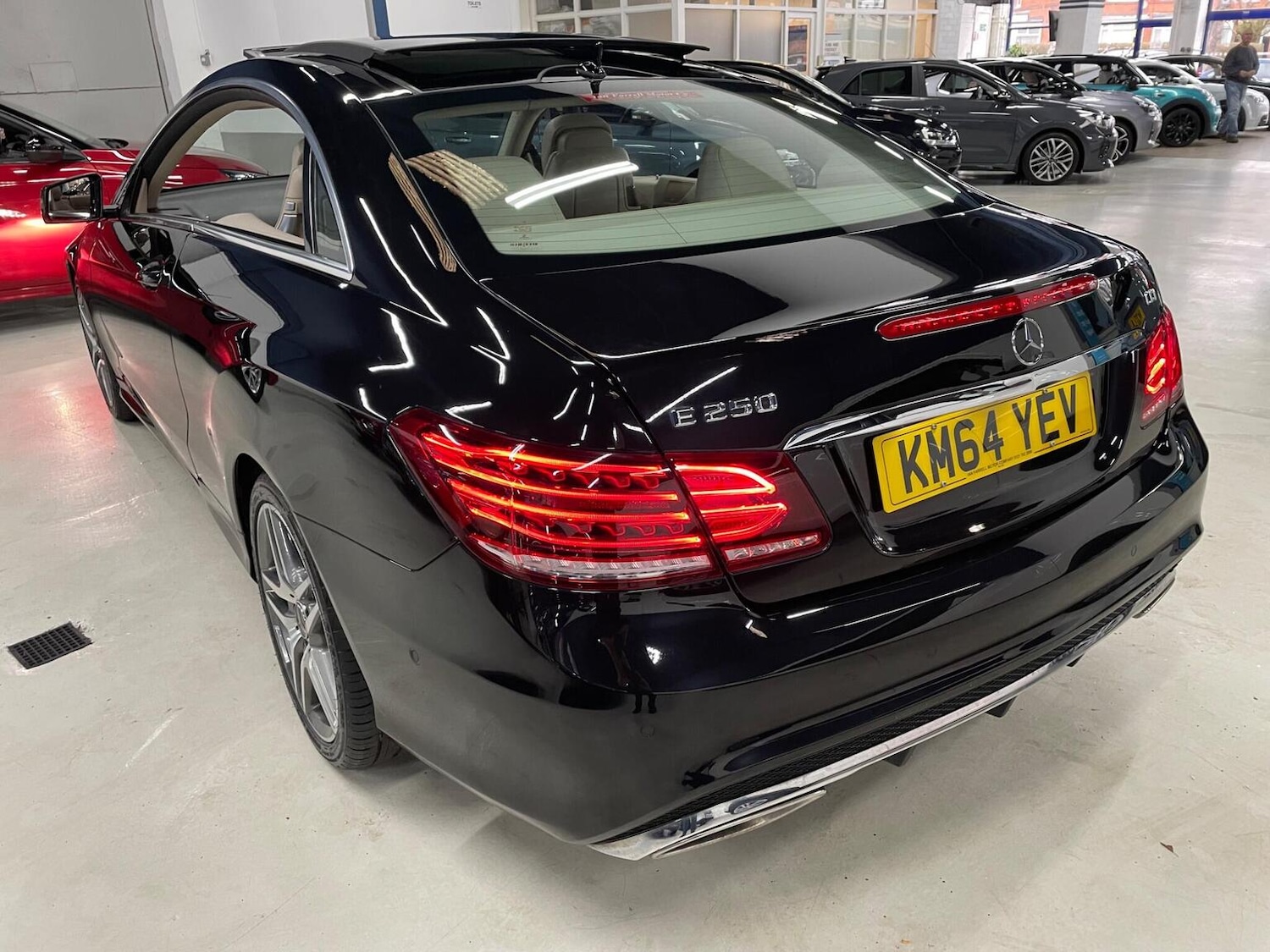 Used Mercedes-Benz E Class 2014 for sale - 77668505: Photo 7