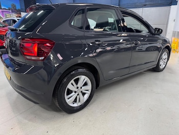 Used Volkswagen Polo 2019 for sale - 78513552: Photo