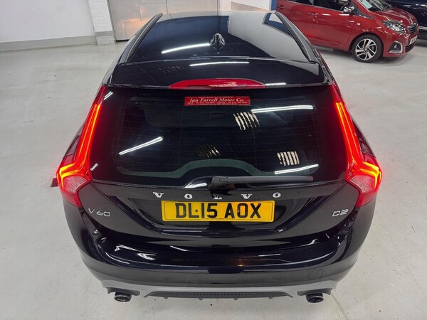 Used Volvo V60 2015 for sale - 76305626: Photo 10