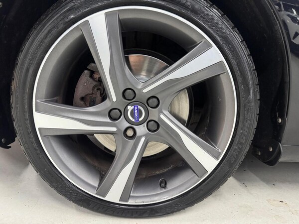 Used Volvo V60 2015 for sale - 76305626: Photo 12