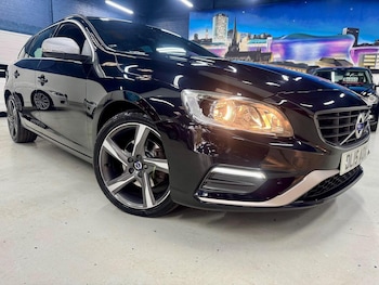 Used Volvo V60 2015 for sale - 76305626: Photo