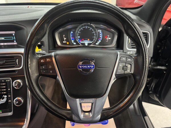 Used Volvo V60 2015 for sale - 76305626: Photo 26