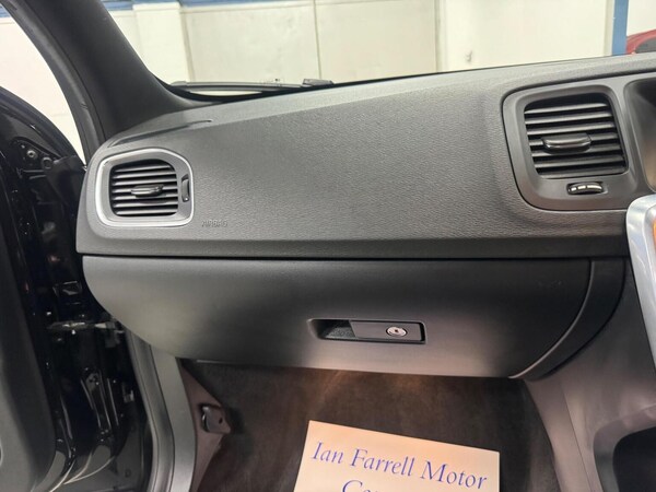 Used Volvo V60 2015 for sale - 76305626: Photo 33