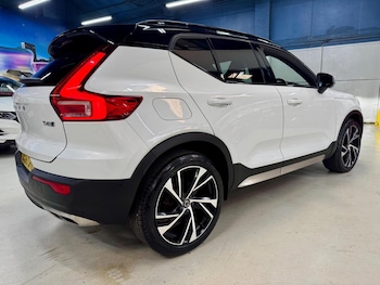 Used Volvo XC40 2018 for sale - 79168059: Photo