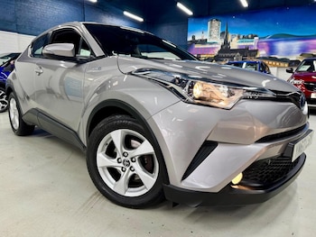 Used Toyota C-HR 2018 for sale - 76712414: Photo