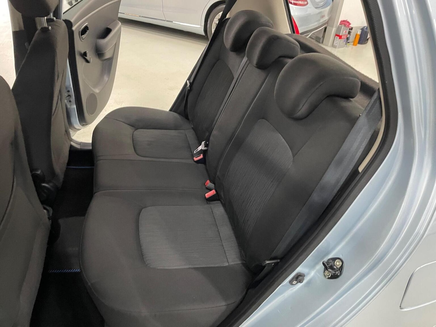 Used Hyundai i10 2012 for sale - 77822260: Photo 10