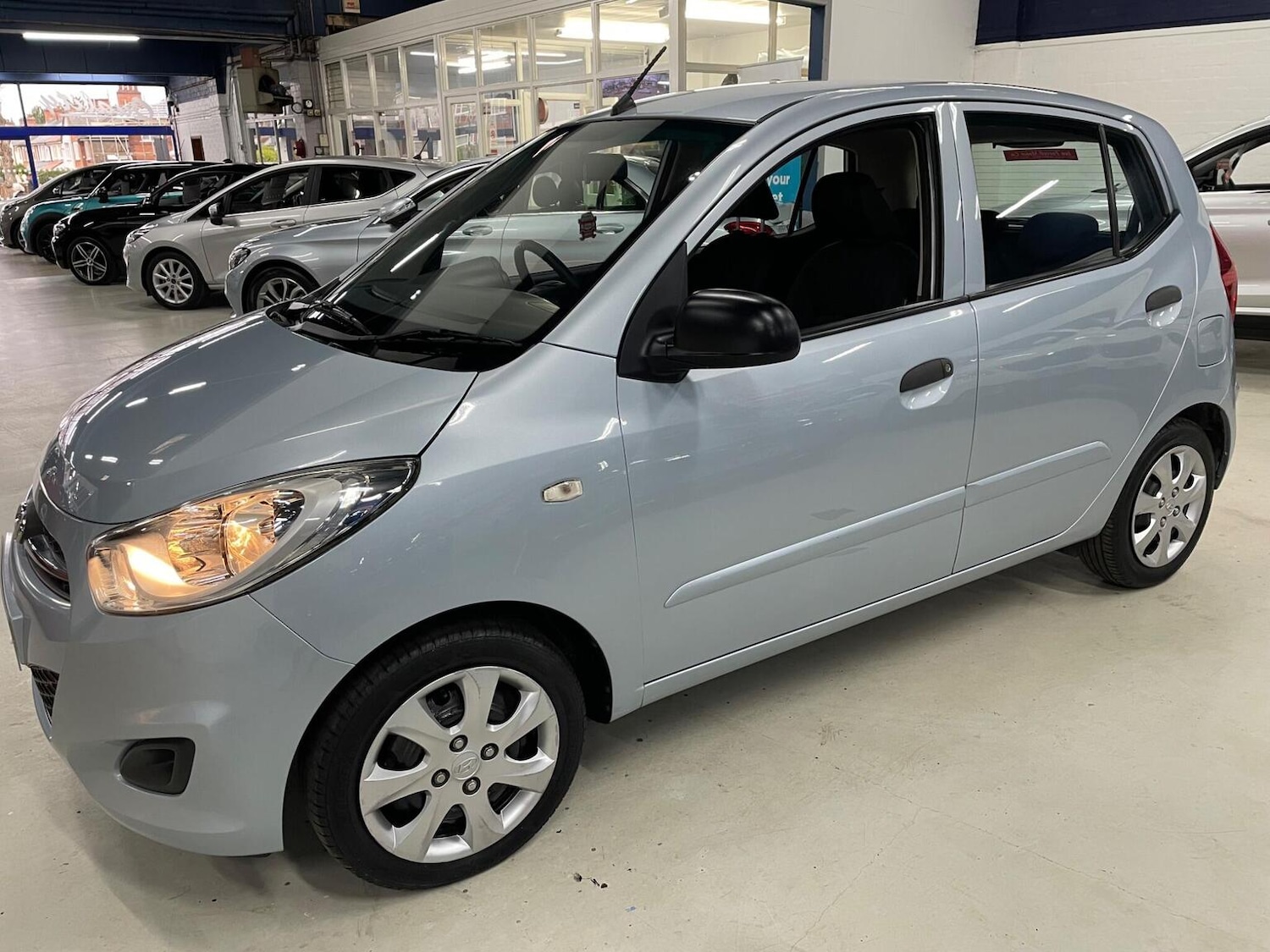 Used Hyundai i10 2012 for sale - 77822260: Photo 19