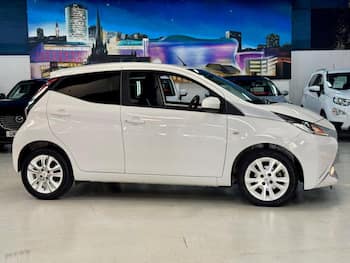 Used Toyota AYGO 2016 for sale - 79811642: Photo