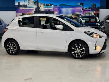 Used Toyota Yaris 2018 for sale - 78807593: Photo