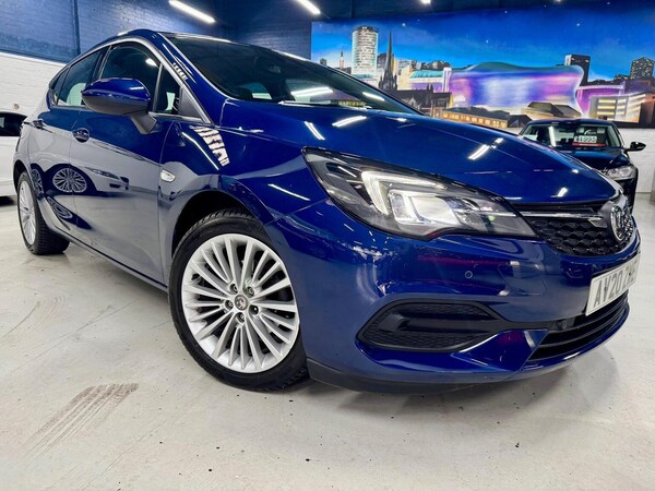Used Vauxhall Astra 2020 for sale - 76305627: Photo 1