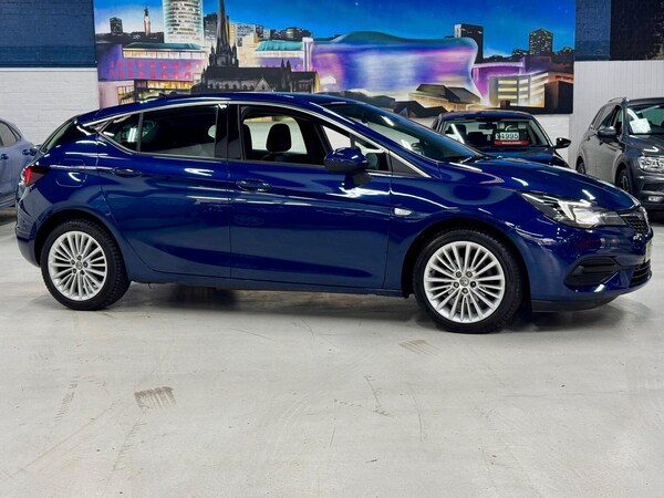 Used Vauxhall Astra 2020 for sale - 76305627: Photo 2