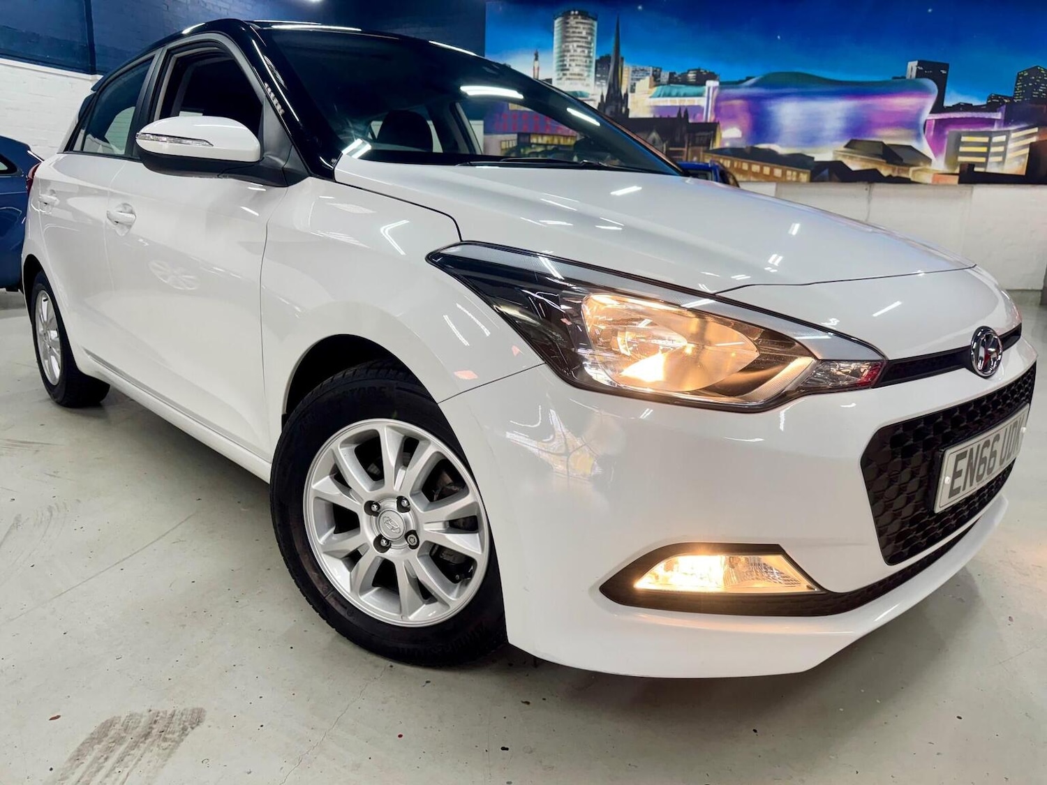 Used Hyundai i20 2017 for sale - 76324812: Photo 1
