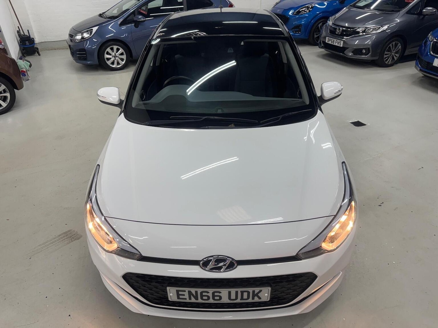 Used Hyundai i20 2017 for sale - 76324812: Photo 10