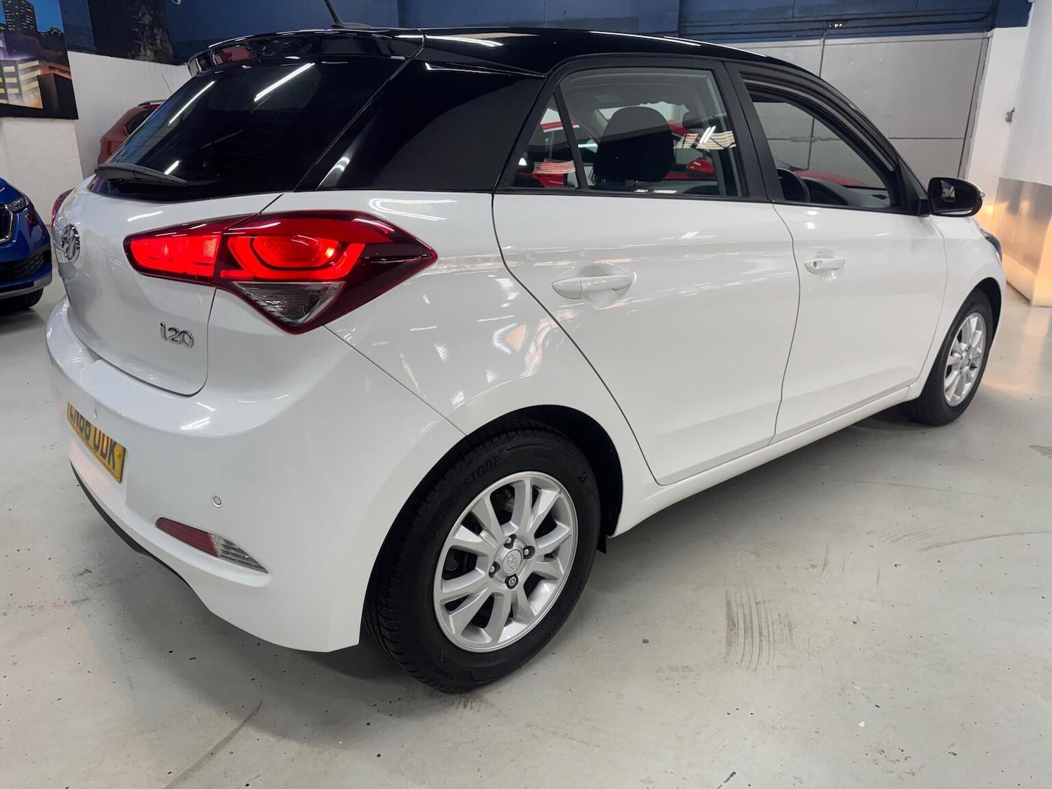 Used Hyundai i20 2017 for sale - 76324812: Photo 4